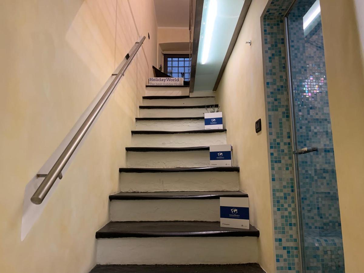 House Pellicceria By Holiday World Genoa Exterior photo