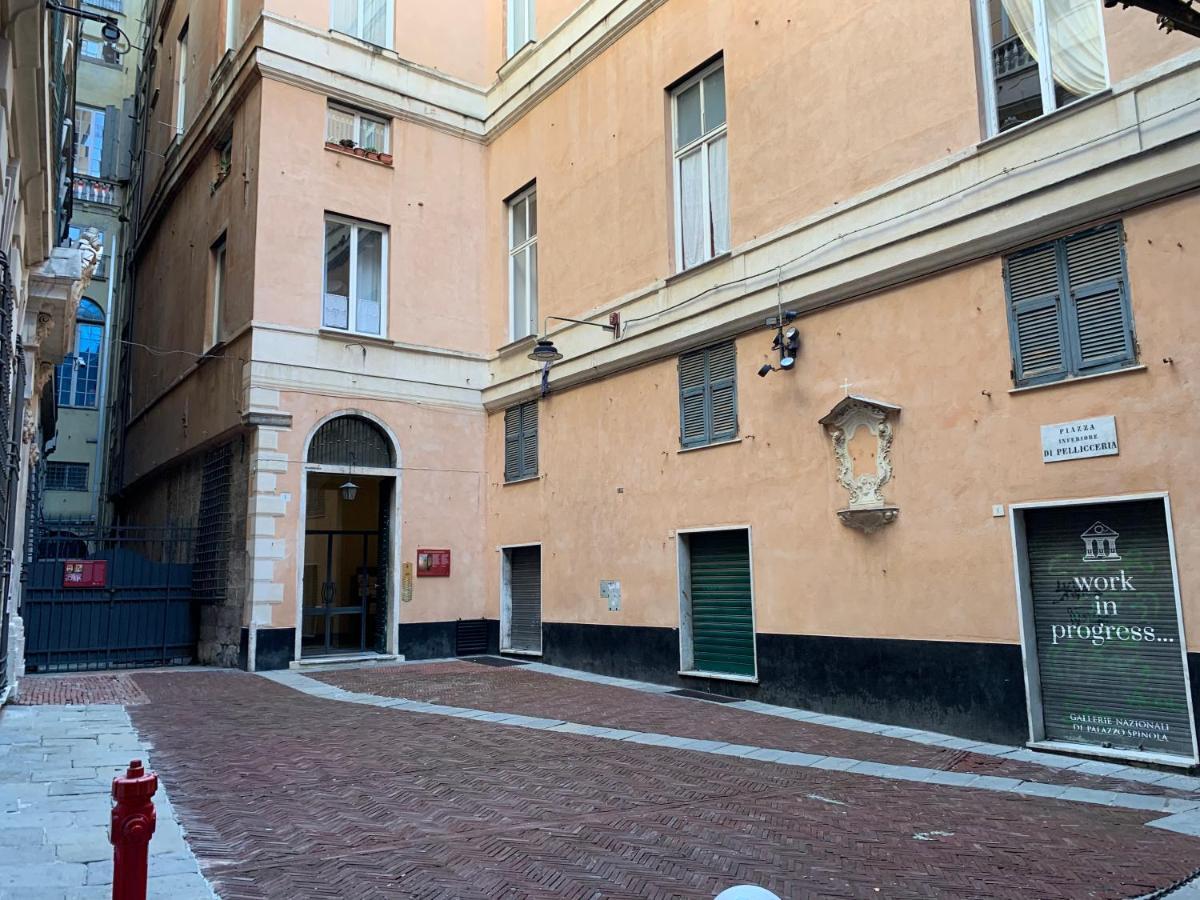 House Pellicceria By Holiday World Genoa Exterior photo